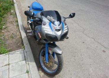 мотоцикл Suzuki - SV
