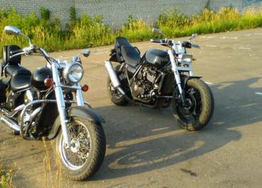 мотоцикл Kawasaki - ZRX