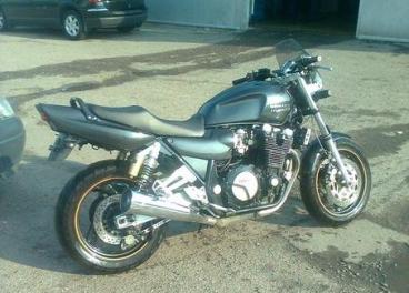 мотоцикл Yamaha - XJR