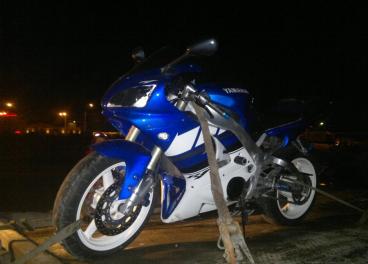 мотоцикл Yamaha - R1