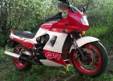 мотоцикл Kawasaki - GPZ