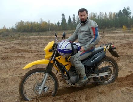 мотоцикл Qingqi - QM200 - в среде обитания