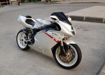 мотоцикл MV Agusta - F4