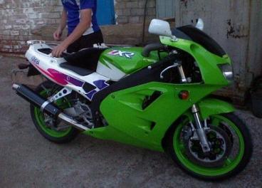 мотоцикл Kawasaki - ZXR