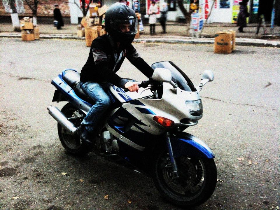 мотоцикл Kawasaki - ZZR - Конь