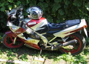 мотоцикл Yamaha - TZR