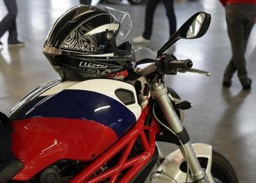мотоцикл Ducati - Monster