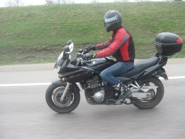 мотоцикл Suzuki - GSF - Suzuki GSF1200S