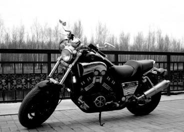 мотоцикл Yamaha - VMAX