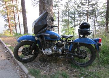 мотоцикл Урал - 8103