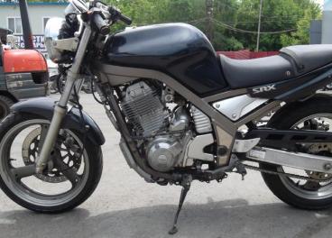 мотоцикл Yamaha - SRX