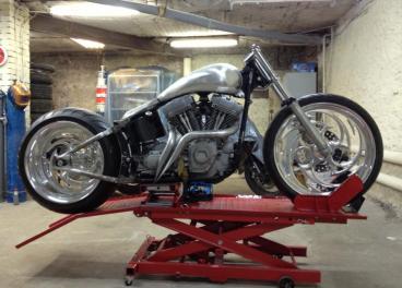 мотоцикл Harley - Softail