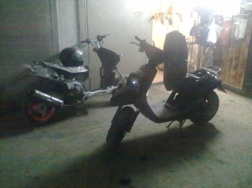 мотоцикл Yamaha - BWS -  Donald Duck))