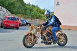 Деревянный мотоцикл сделанный в России 